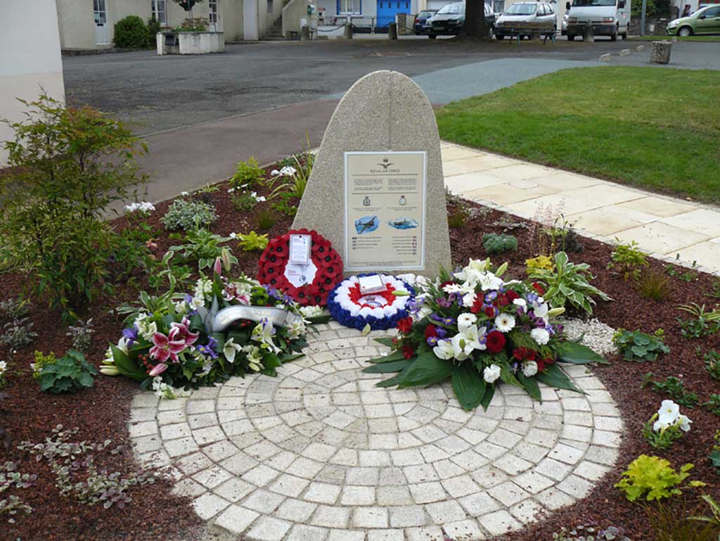 Jean Pineau photos Commemoration at Pont Saint Martin - 7-8 May 2011