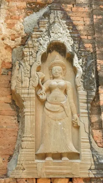 Temples of Rolous