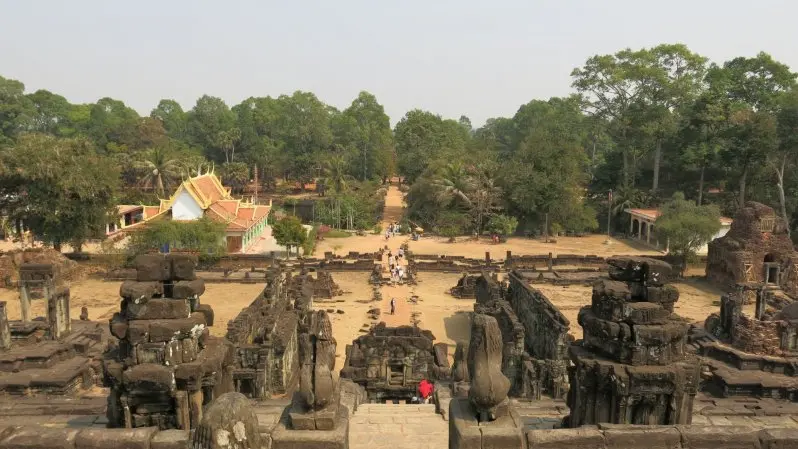 Temples of Rolous