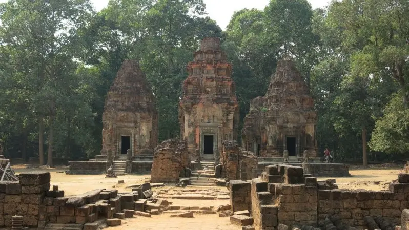 Temples of Rolous